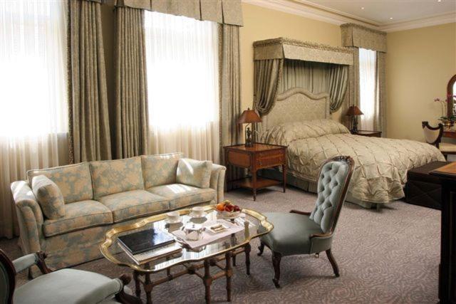 Monarch Hotel Johannesburg Bilik gambar
